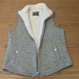 Abercrombie gray sherpa vest